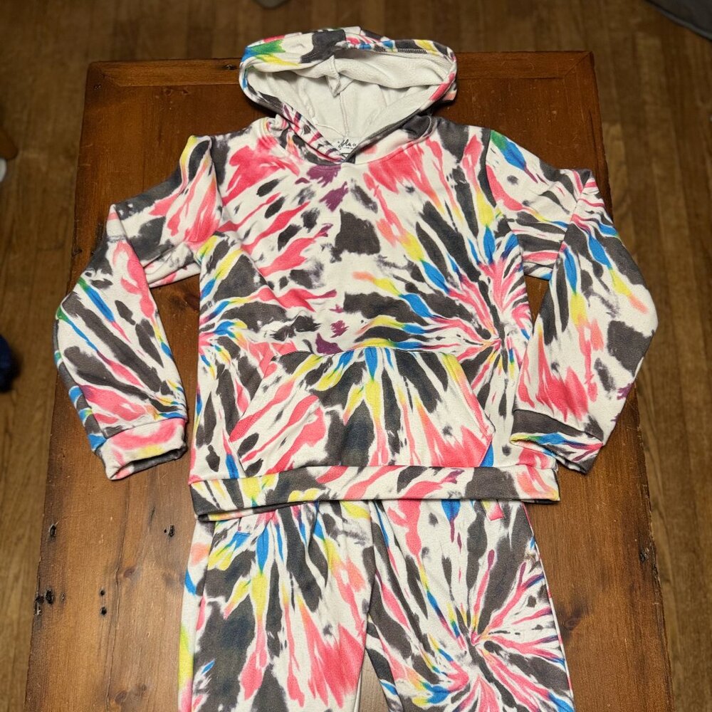 Lola & the Boys Fleece lined cozy sweat set in size 14